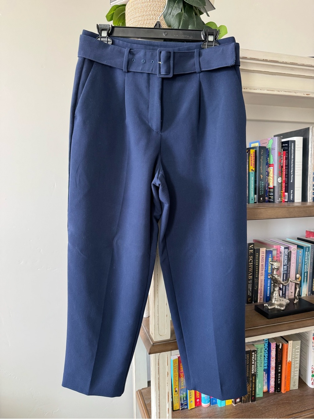 Ann Taylor Petite Navy Belted Woman’s  Dress Pants Size 6P